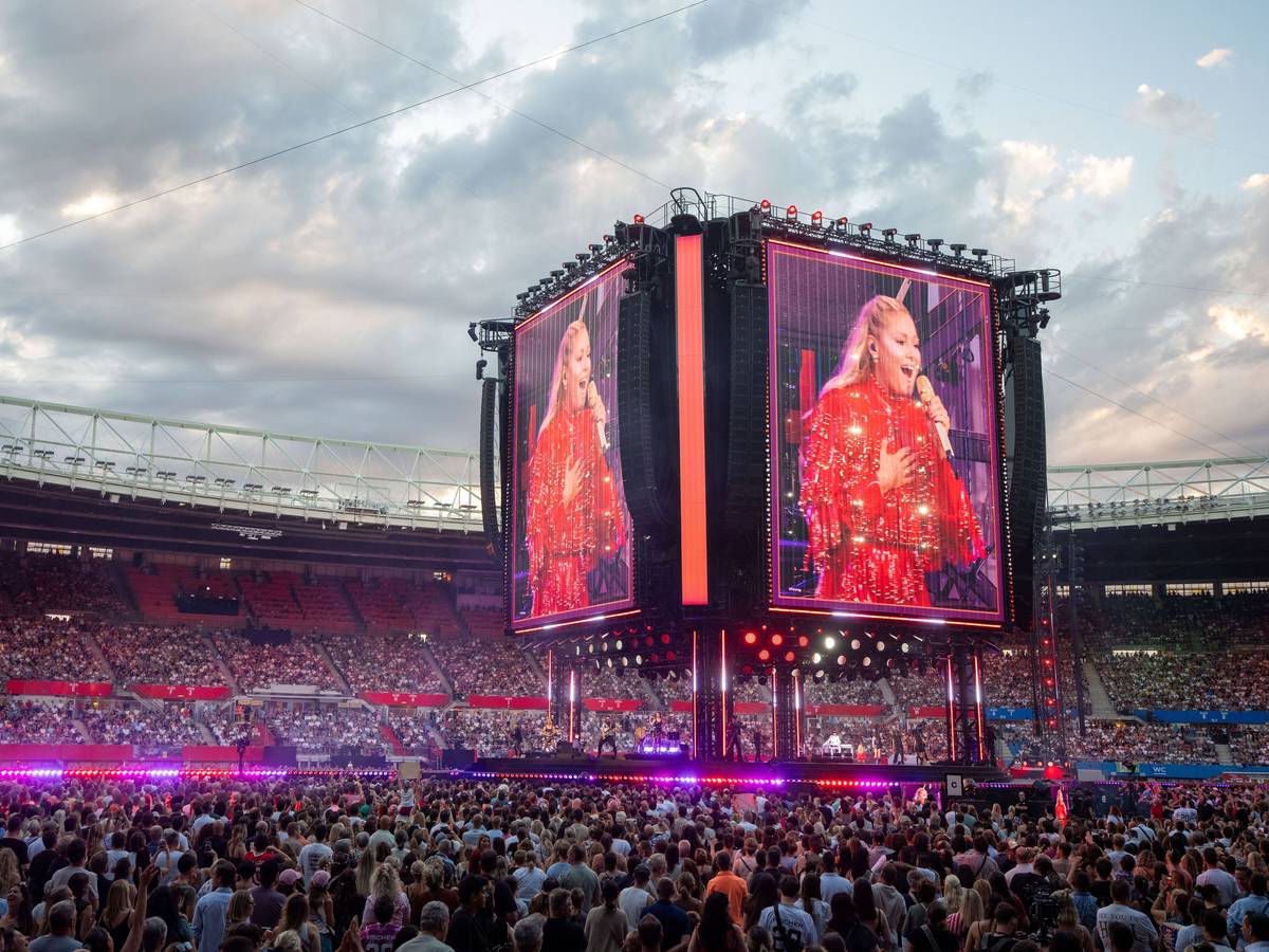 Helene Fischer während ihres Konzerts im Ernst-Happel-Stadion in Wien.