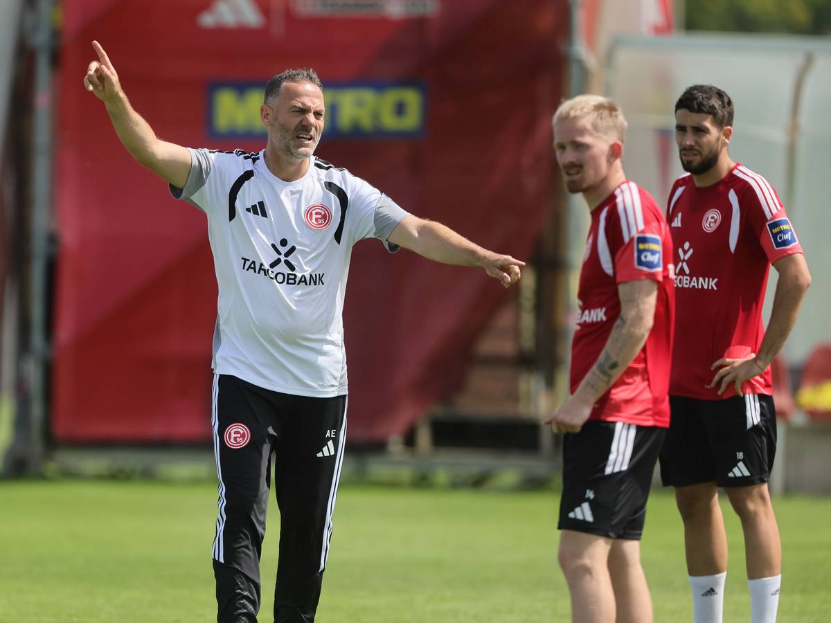 Alexander Ende im Training von Fortuna Düsseldorf.