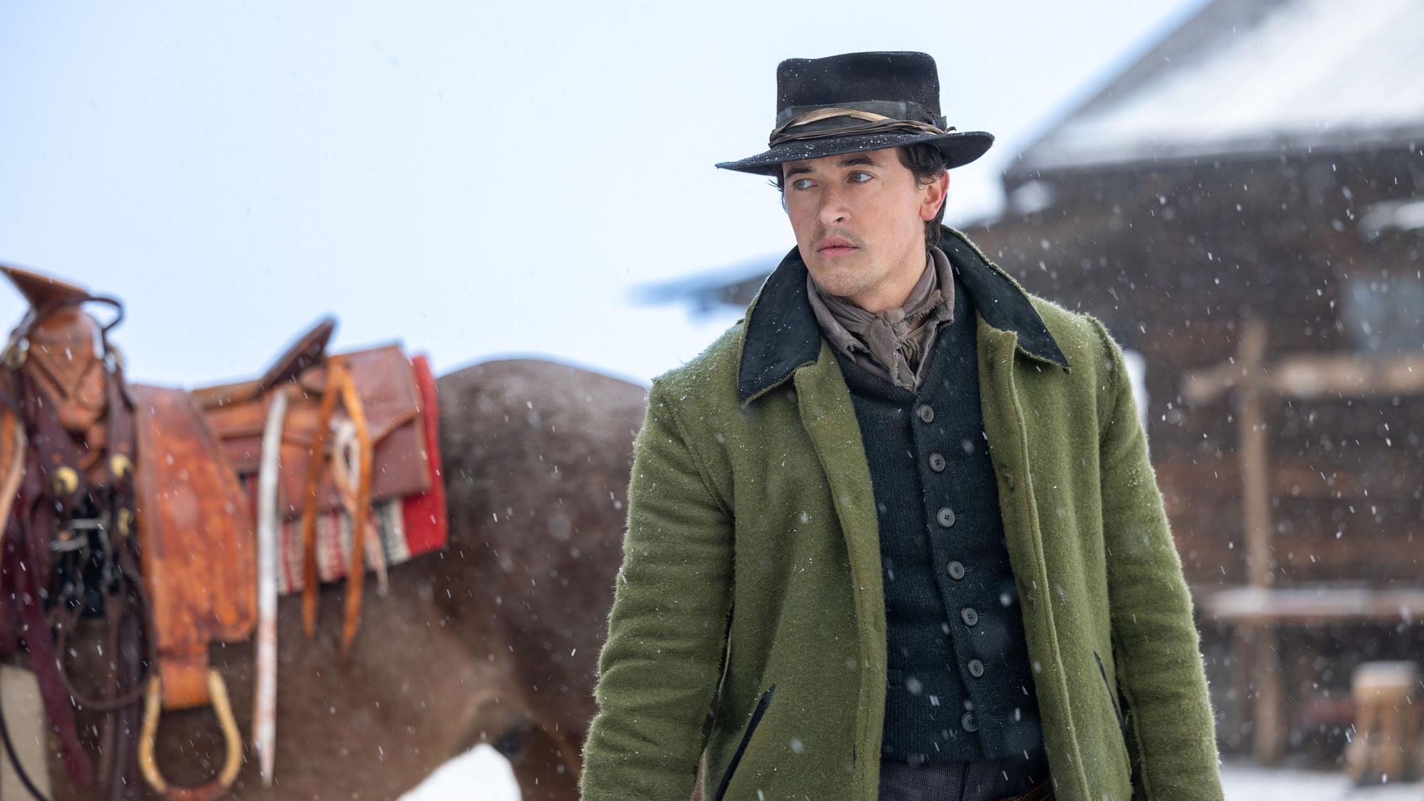 Tom Blyth als Billy The Kid in der gleichnamigen Serie