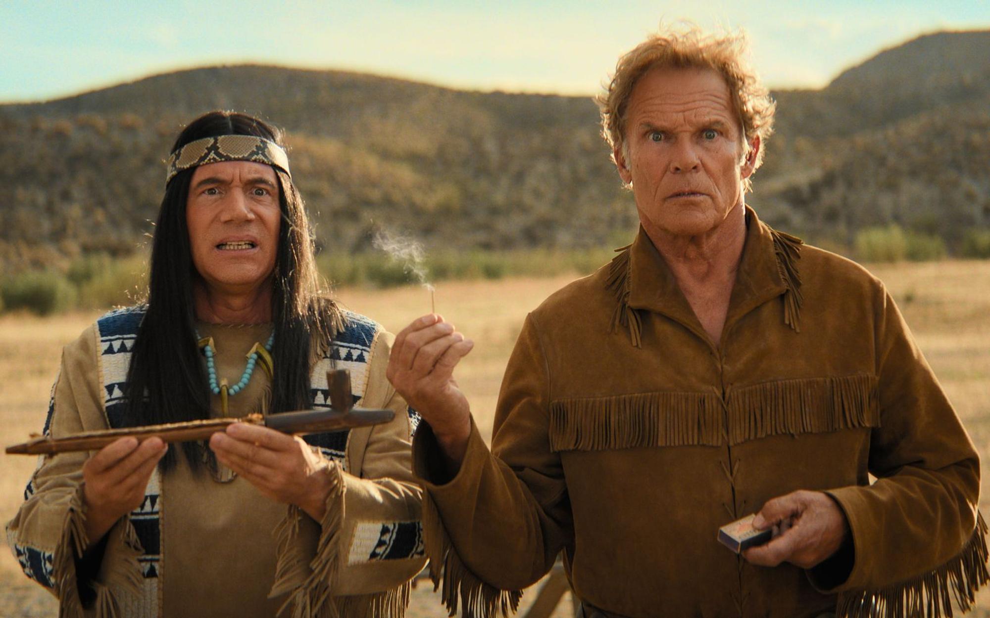 „Das Kanu des Manitu“ war ein Erfolg gegen viele Widerstände. Das Wagnis hatte sich für Michael Herbig und Christian Tramitz (rechts) gelohnt, der Film lockte mehr als füng Millionen Menschen in die Kinos. (Bild: herbX film/Constantin Film/Luis Zeno Kuhn )