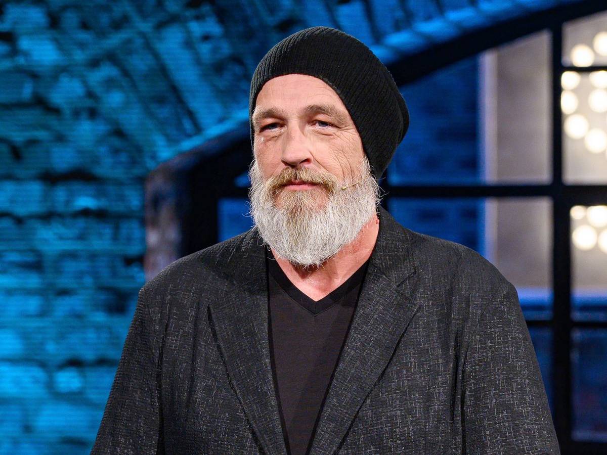 Das neue Programm von Torsten Sträter wird in die ARD Mediathek aufgenommen. (Bild: WDR / Thomas von der Heiden)