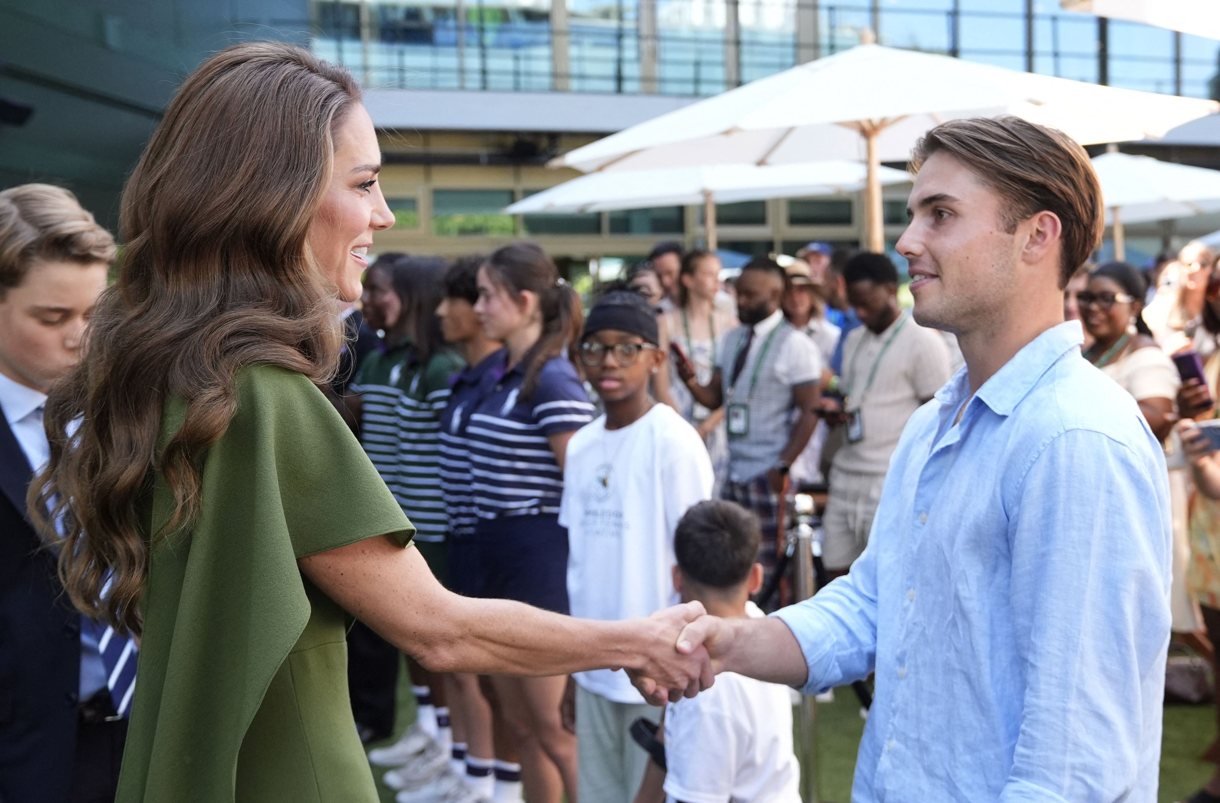 Prinzessin Kate trifft den britischen Wimbledon-Halbfinalist Arthur Fery.