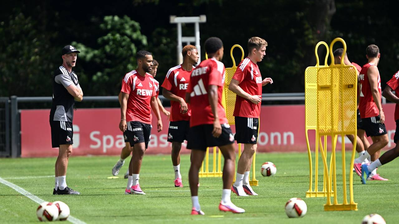 Trainingseinheit beim 1. FC Köln am Geißbockheim