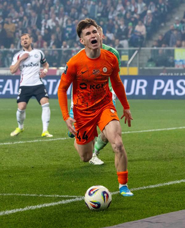 Marcel Regula im Spiel gegen Legia Warschau.