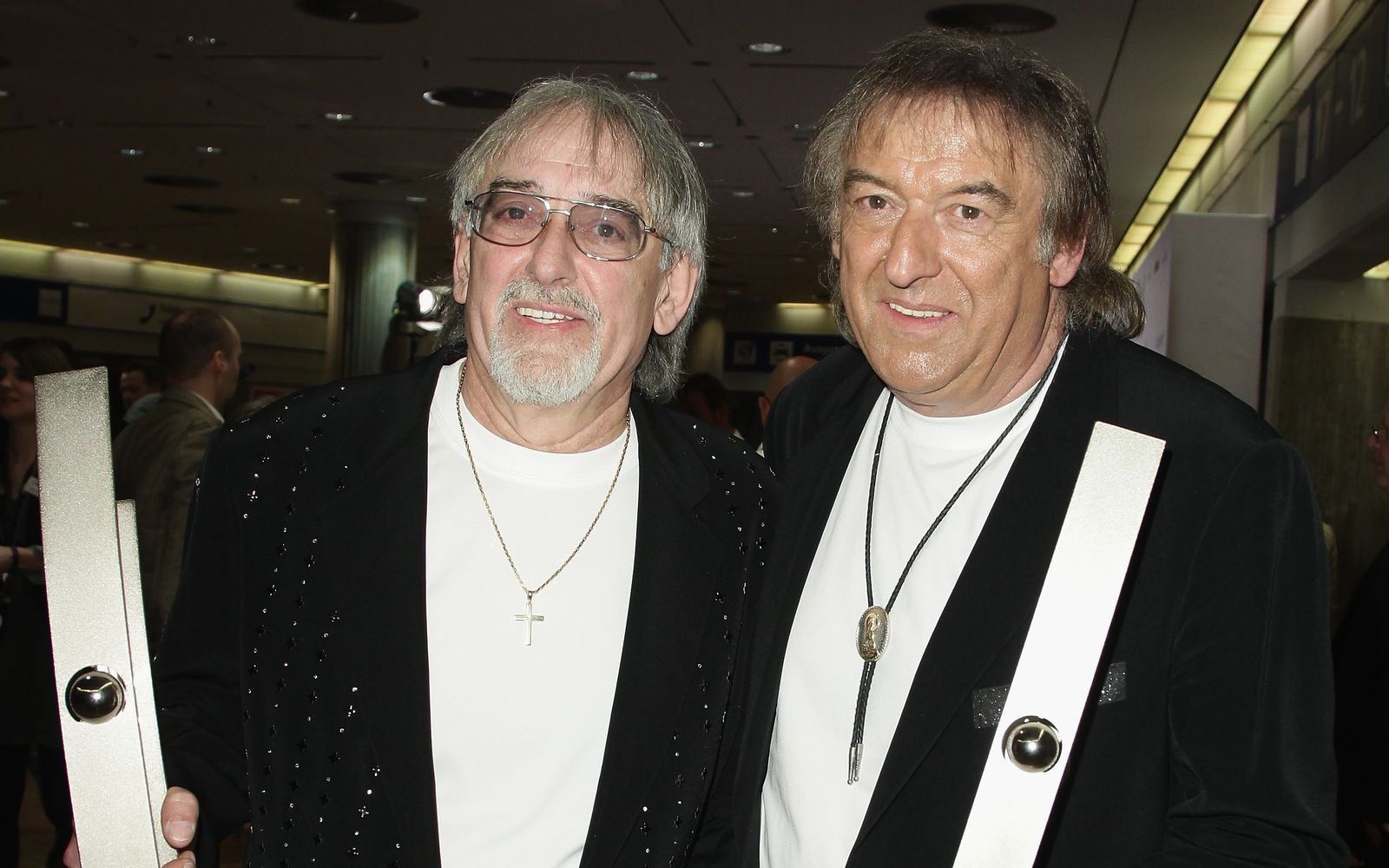 Karl-Heinz Ulrich (links) und Bernd Ulrich alias Die Amigos waren im Laufe der Jahre häufig bei „Immer wieder sonntags“ zu Gast. (Bild: 2011 Getty Images/Andreas Rentz)