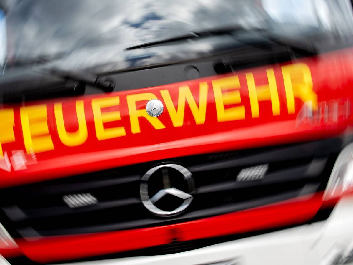 Das Unwetter in Ostwestfalen hielt die Feuerwehr in Atem. (Symbolbild)