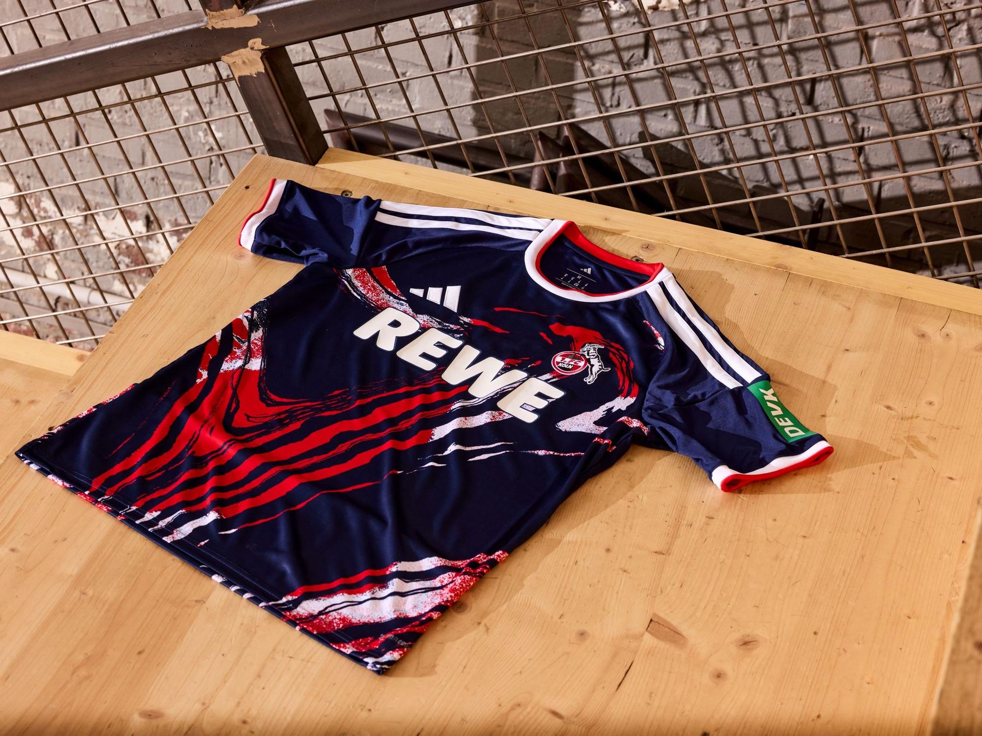 Das Ausweichtrikot des 1. FC Köln