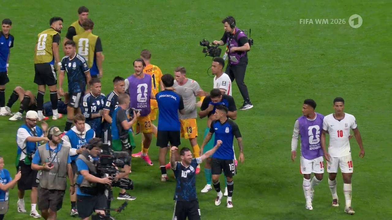 Hitzige Szenen nach dem WM-Halbfinale zwischen England und Argentinien.