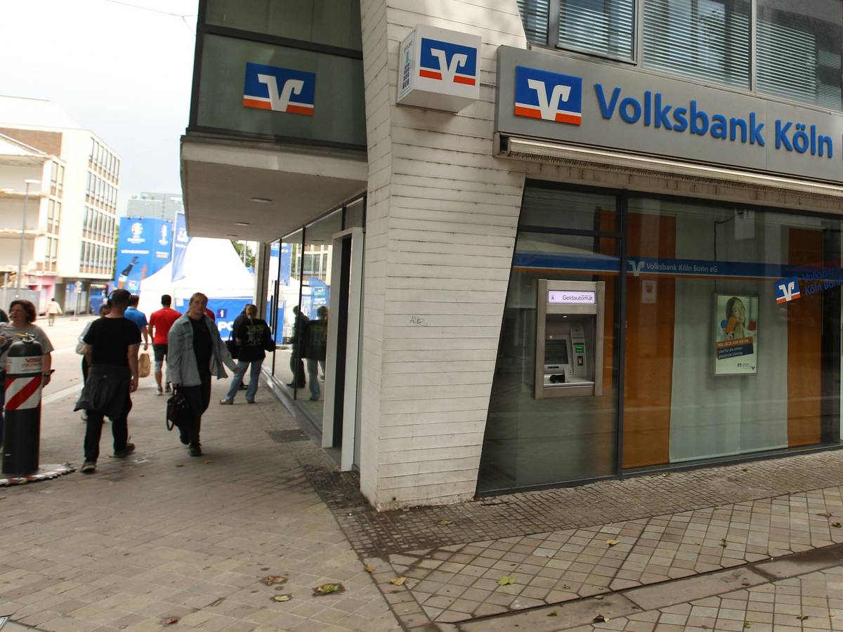 Filiale der Volksbank Köln Bonn eG am Heumarkt.