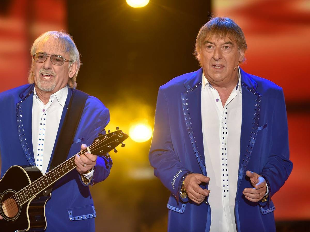 Bernd Ulrich (rechts), hier zusammen mit seinem Bruder Karl-Heinz Ulrich, kann das „Immer wieder sonntags“-Aus nicht verstehen. (Bild: 2014 Getty Images)