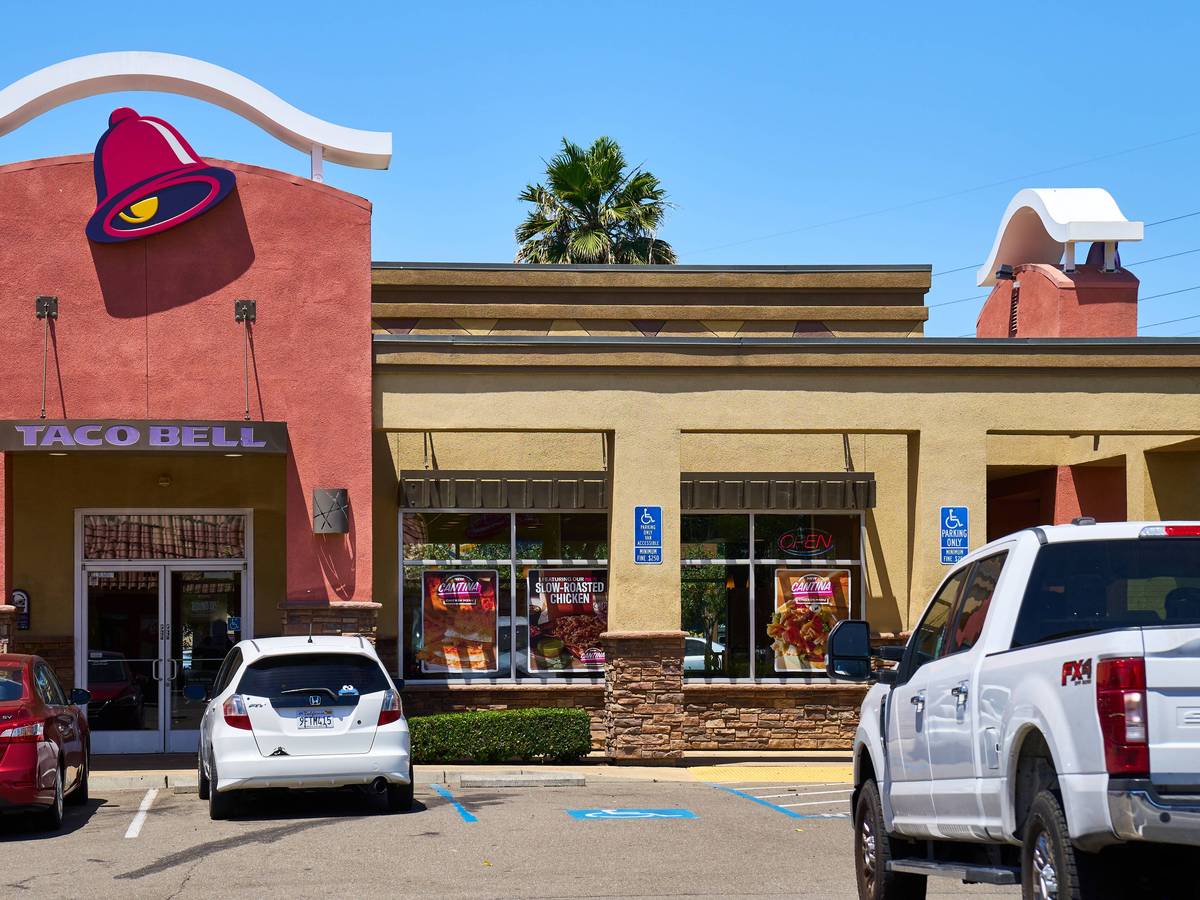 Blick auf eine US-Filiale von Taco Bell: Trägt der Salat die Krankheitserreger?