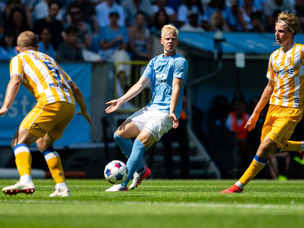 Otto Rosengren im Trikot von Malmö FF.