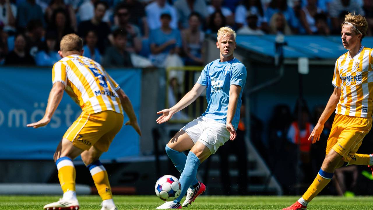 Otto Rosengren im Trikot von Malmö FF.