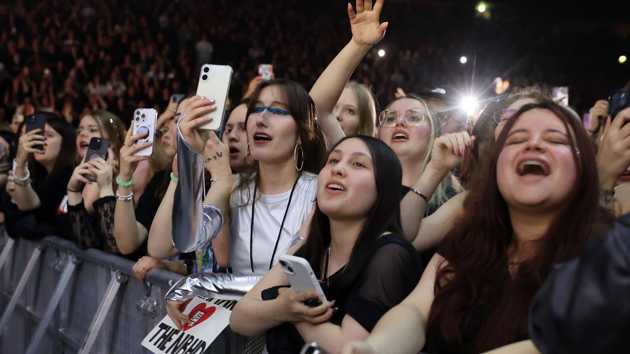 Fans von The Neighbourhood beim Konzert in Köln.