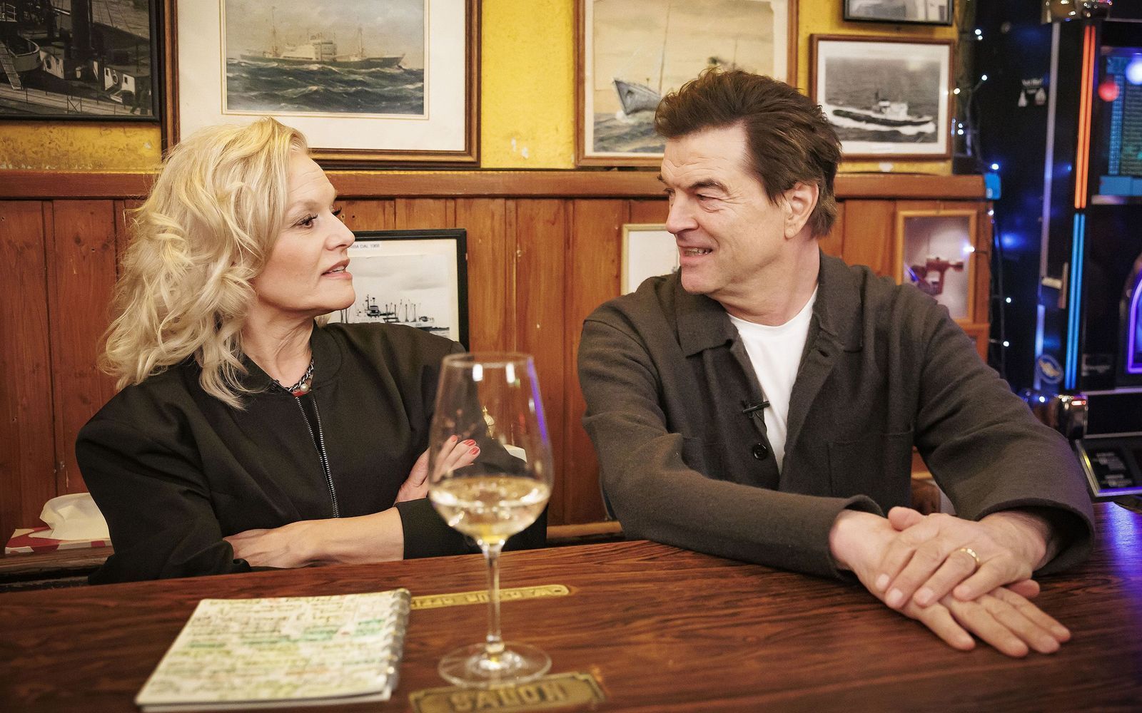 Ina Müller sprach Campino bei „Inas Nacht“ auf ein Treffen mit König Charles an. (Bild: NDR / Morris Mac Matzen)