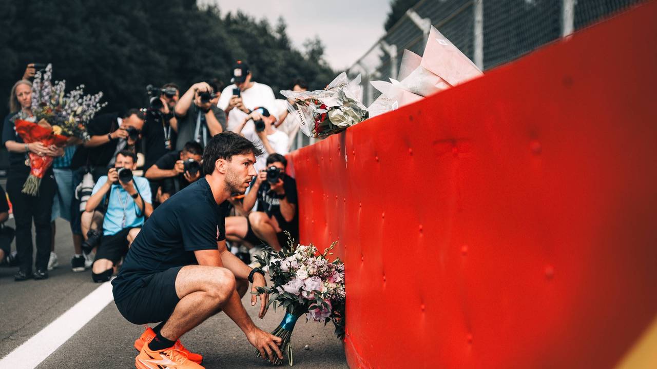 Pierre Gasly an dem Ort, an dem er seinen Freund Anthoine verlor.