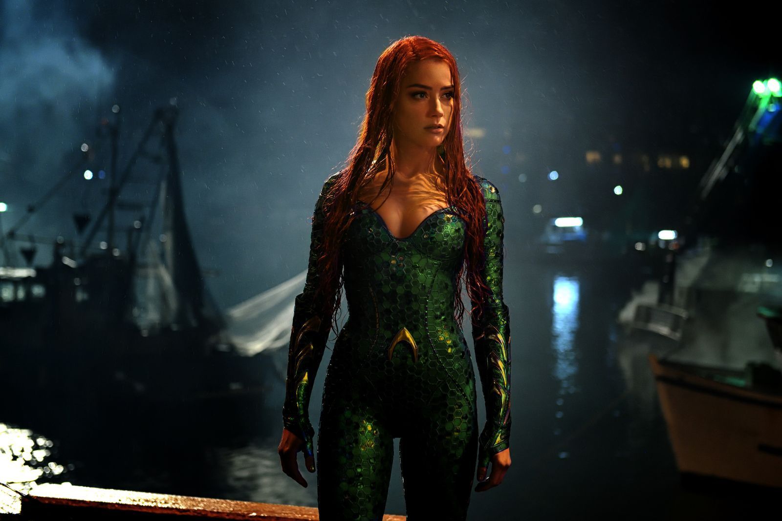 Mithilfe der unerschrockenen Prinzessin Mera (Amber Heard) stellt sich Aquaman den Plänen seines Halbbruders Orm in den Weg.  (Bild: DC / Warner Bros. Ent.)