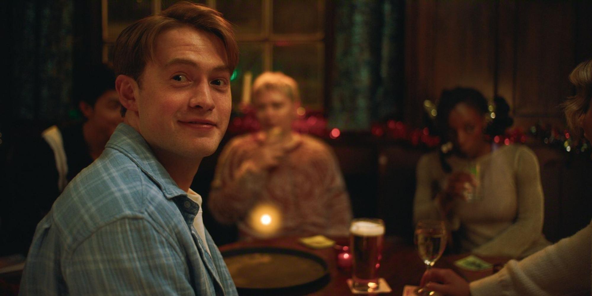 Für Nick (Kit Connor) beginnt das letzte Schuljahr - er wird nach dem Abschluss an eine Universität gehen. (Bild: © 2025 Netflix, Inc.)
