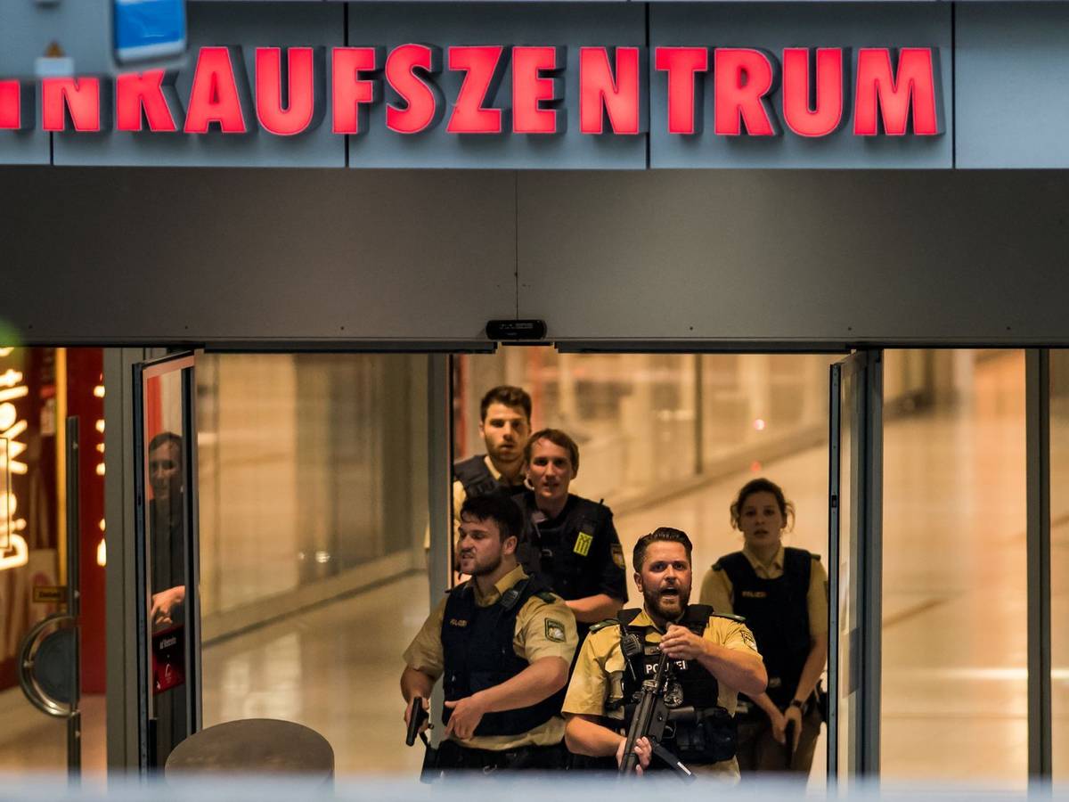 Am 22. Juli 2016 wurde das Olympia Einkaufszentrum in München zum Schauplatz eines Anschlags, der weltweit für Schlagzeilen sorgte. (Bild: 2016 Getty Images/Joerg Koch)