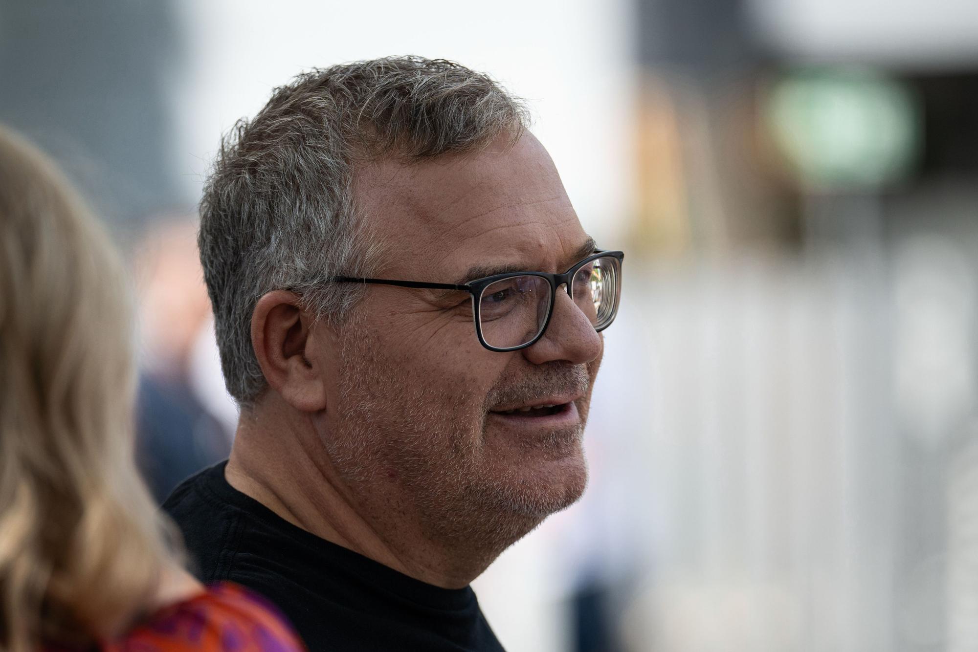 19.07.2026, Rheinland-Pfalz, Mainz: Elton, Fernsehmoderator, spricht während des ZDF-Fernsehgartens. Foto: Hannes P. Albert/dpa +++ dpa-Bildfunk +++