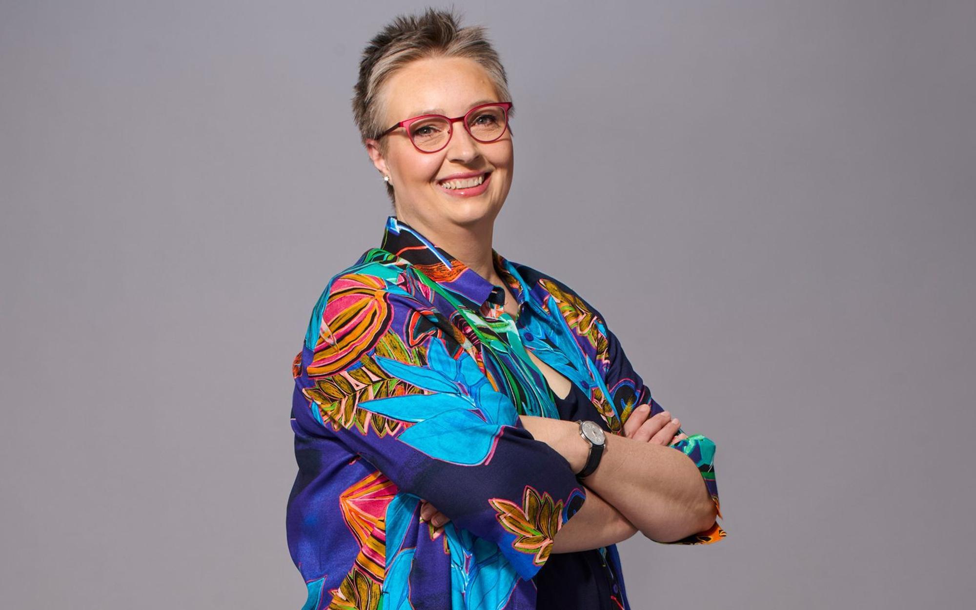 Mit Adriane Rickel gab es im Herbst 2021 weibliche Verstärkung für die Quiz-Profis. (Bild: ARD / Thomas Leidig)