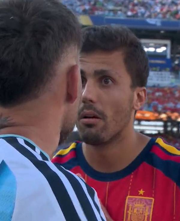 Debatte zwischen Nicolás Otamendi und Rodri nach WM-Finale.