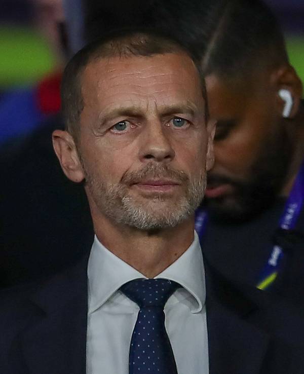 Uefa-Präsident Aleksander Ceferin auf der Tribüne.