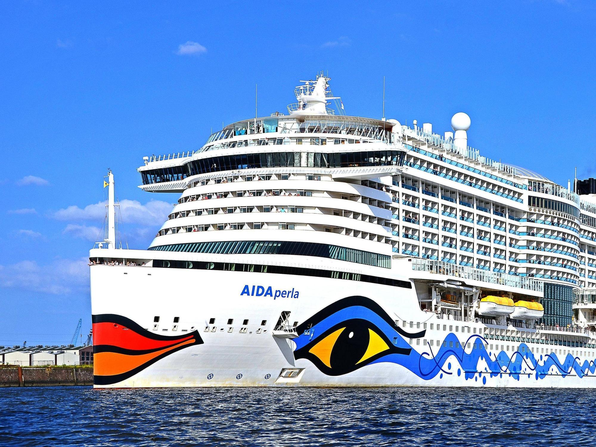 Kreuzfahrtschiff „Aida Perla“ im Hamburger Hafen.