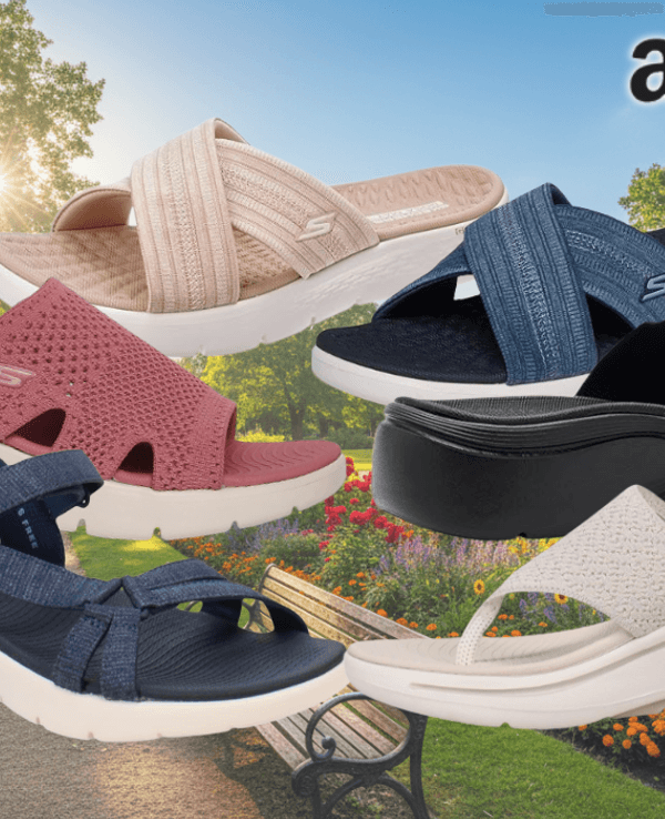 Collage von fünf Skechers Go Walk Sandalen in verschiedenen Farben (Beige, Navy-Blau, Rosa, Schwarz, Weiß) vor einem sonnigen Stadtpanorama mit Palmen, Blumenkübeln und modernen Gebäuden. Links oben das Amazon-Logo. Rechts oben roter Button mit der Aufschrift „Bis -32 % Rabatt zur UVP".