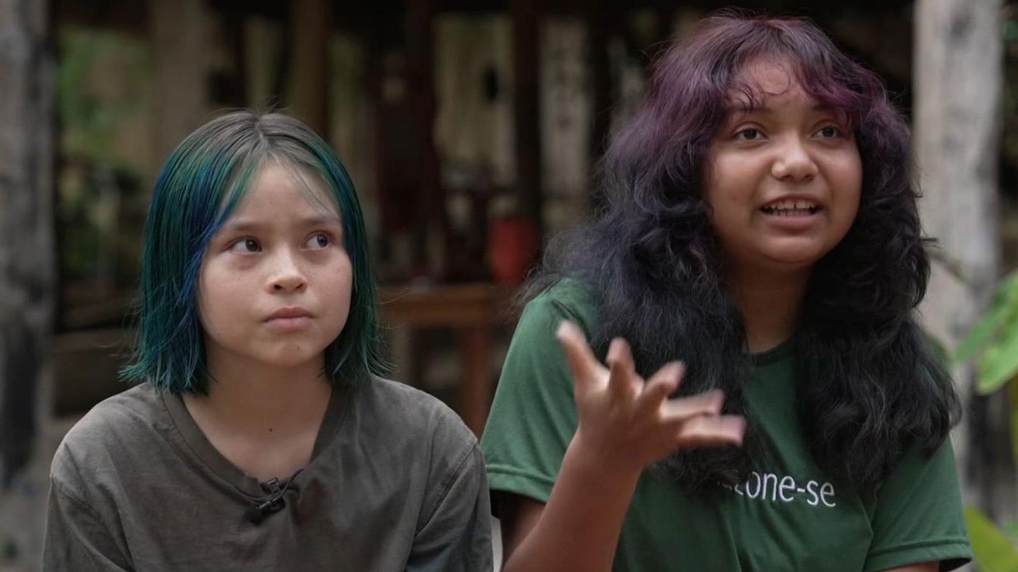 Naomi (links) und Luna, die Töchter des ungleichen Paares, sind der ganze Stolz ihrer Eltern. (Bild: VOX)