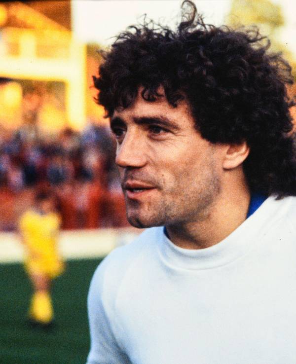 Kevin Keegan bei einem Fußballspiel.