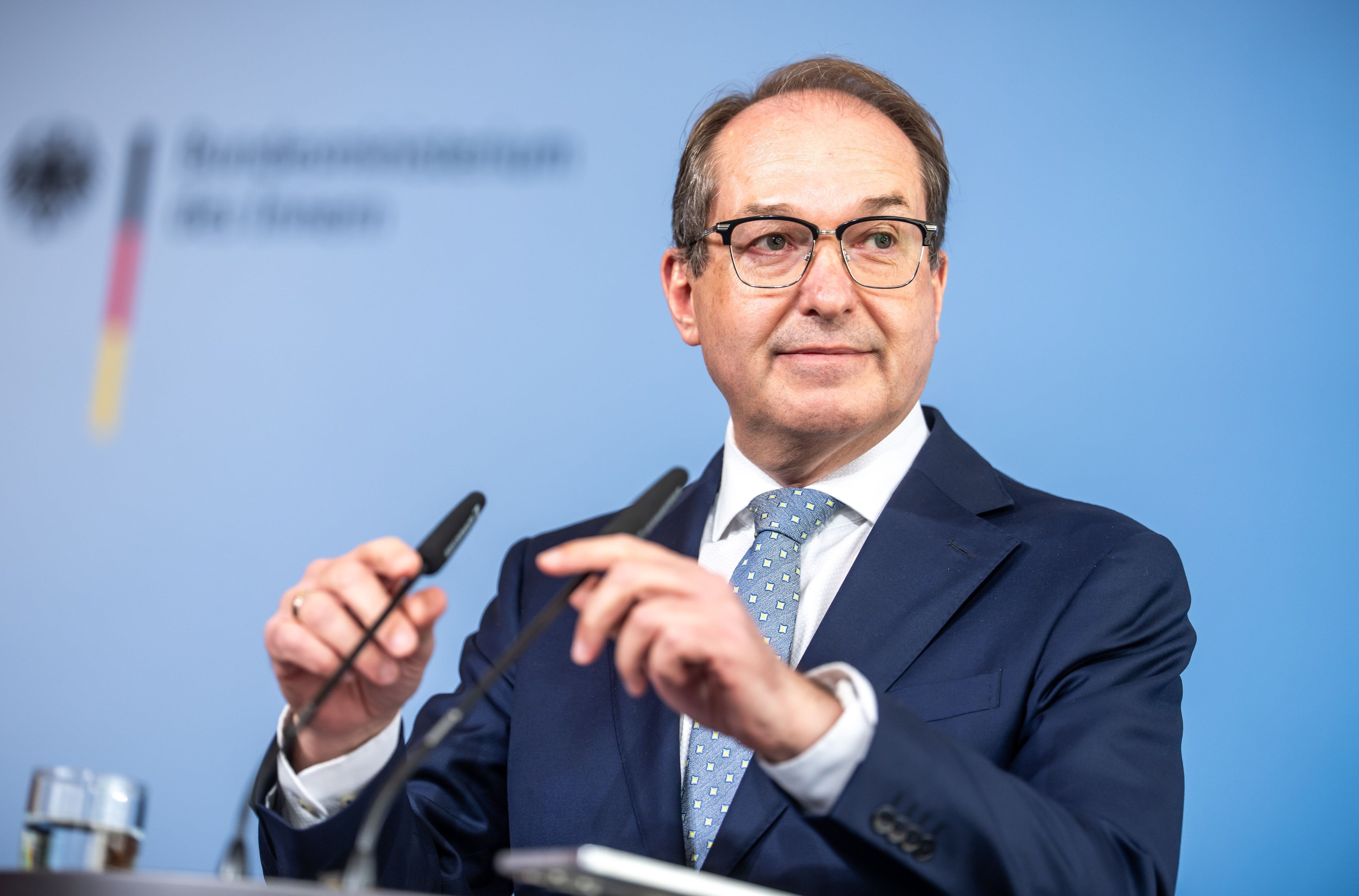 Alexander Dobrindt (CSU), Bundesinnenminister.
