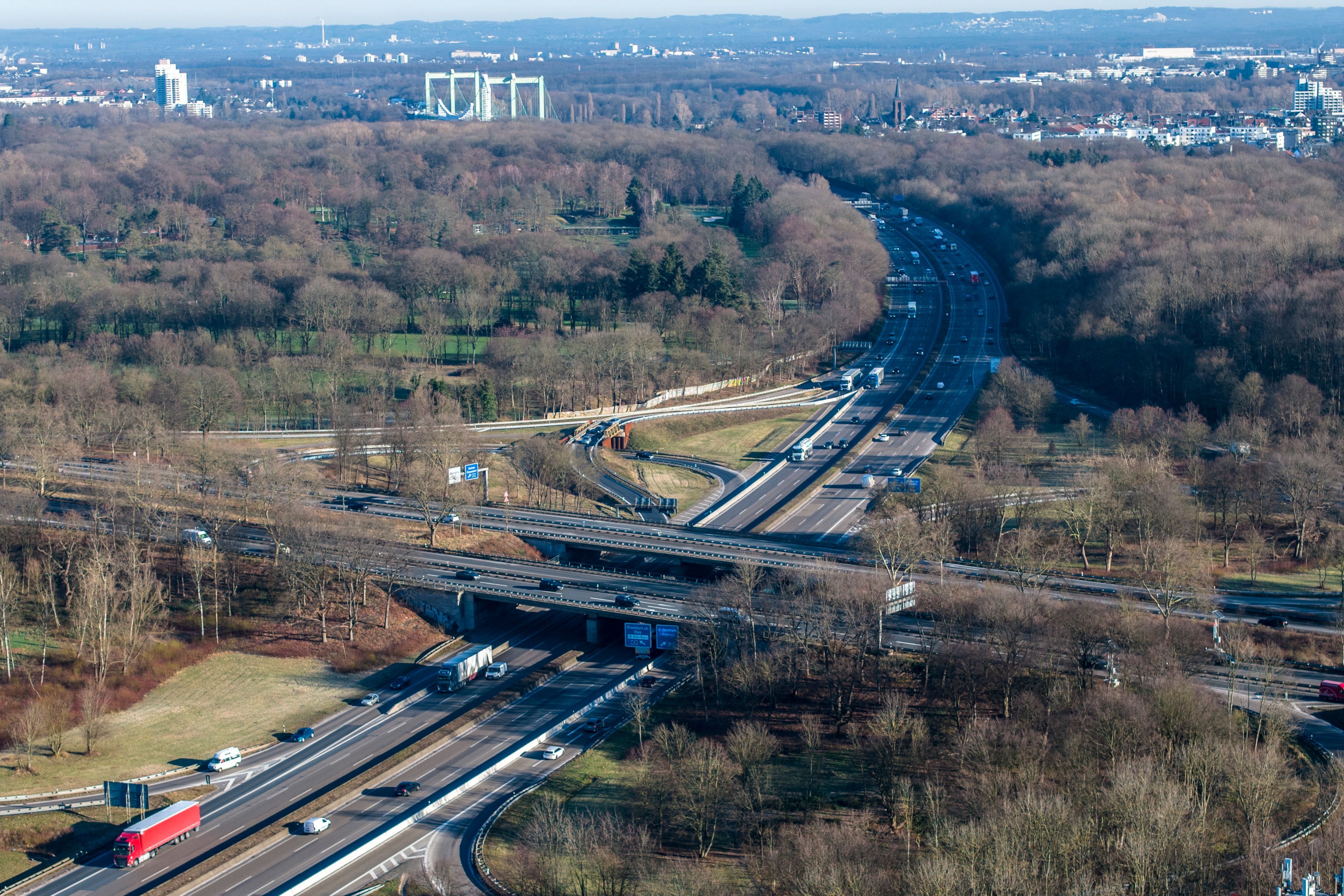 Das Autobahnkreuz Köln-Süd (hier auf einer Archivaufnahme aus dem Jahr 2024) soll umgebaut werden.