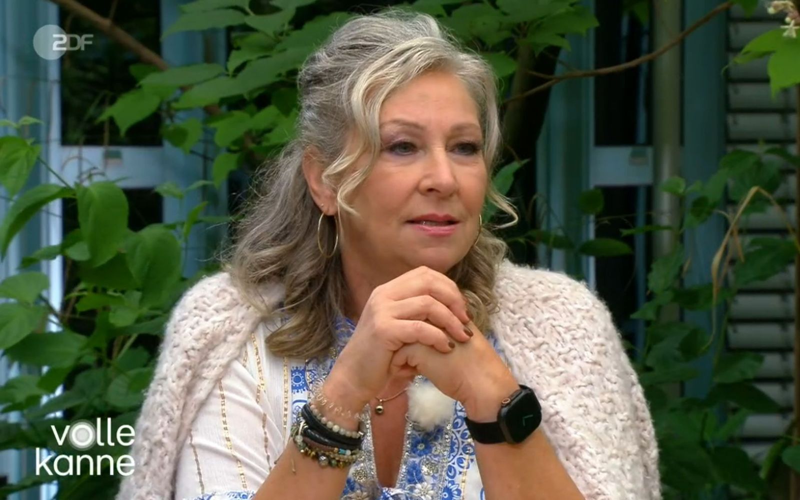 Schlagerstar Claudia Jung hat sich im ZDF-Magazin „Volle Kanne“ zum Tod ihres Mannes Anfang des Jahres geäußert. (Bild: ZDF)