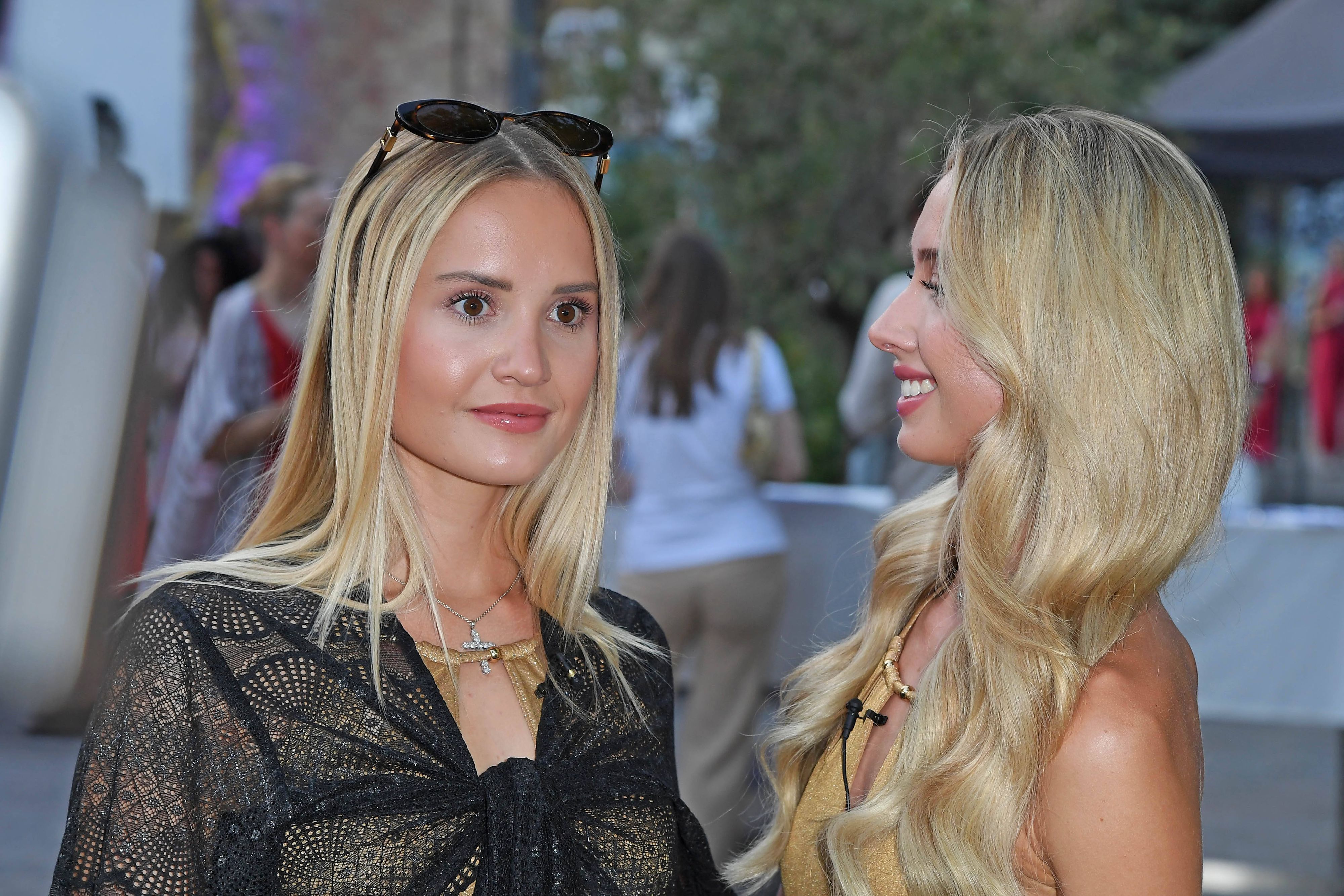Davina Geiss (l.) und Shania Geiss.