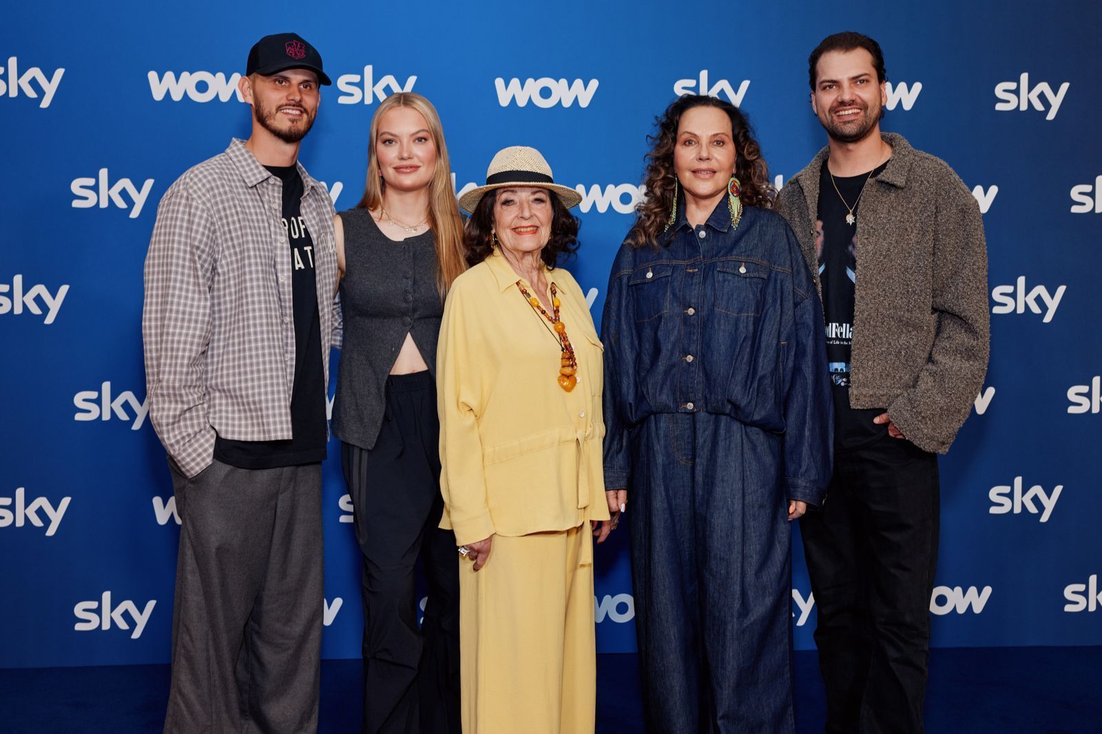 Die Protagonisten von „Diese Ochsenknechts“(v.l.): Nino Sifkovits, Cheyenne Savannah Ochsenknecht, Bärbel Ochsenknecht, Natascha Ochsenknecht und Jimi Blue Ochsenknecht. Der Sender RTL hat die Folgen der fünften Staffel aus dem Programm gestrichen. (Bild: 2026 Getty Images/Bojan Ritan)