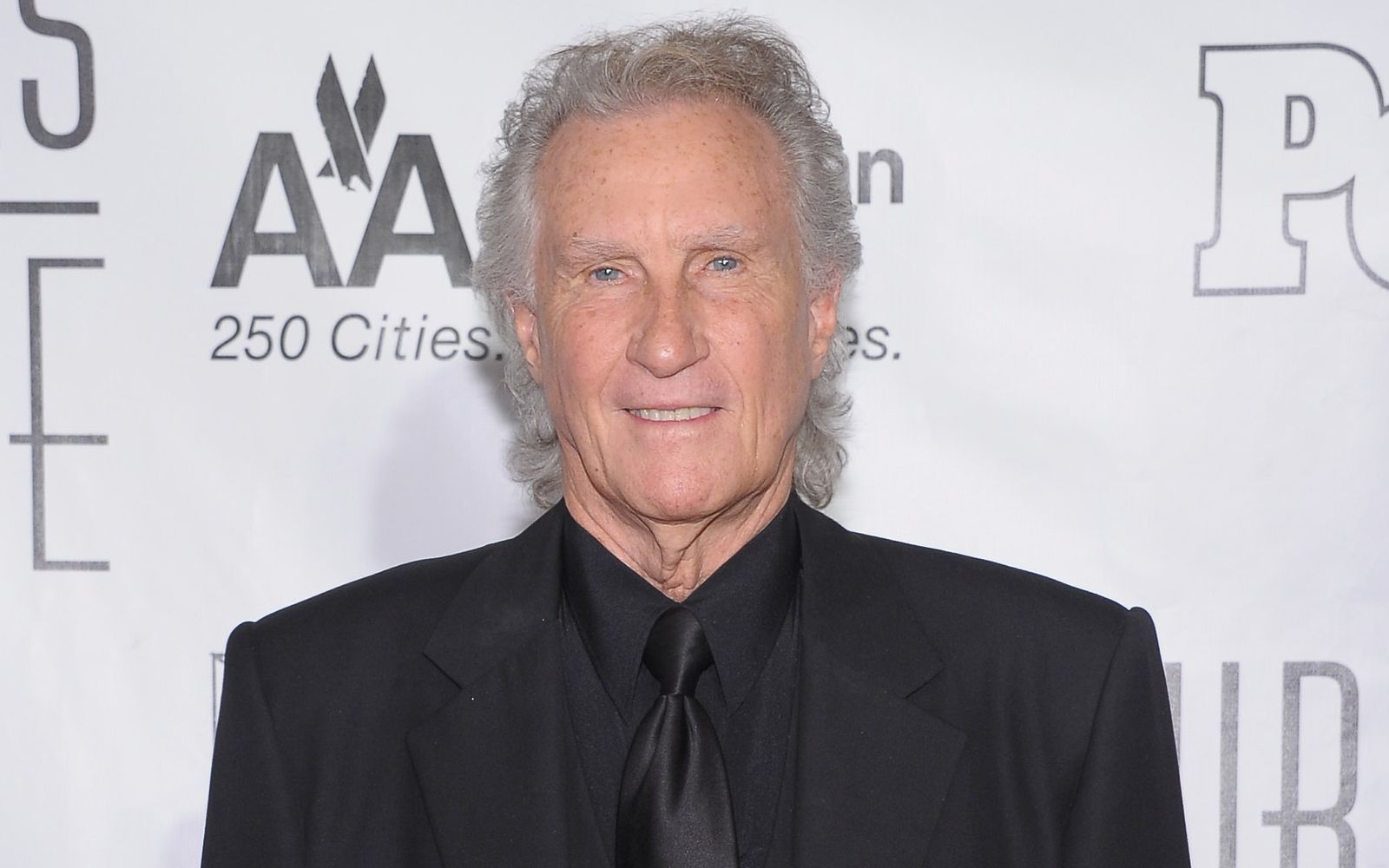 Bill Medley feierte bereits in den 60ern als eine Hälfte der Righteous Brothers (“Unchained Melody“) Riesenerfolge feierte. Der 85-Jährige steht bis heute auf der Bühne, Anfang 2025 erschien mit „Straight From the Heart“ ein neues Album des Sängers. (Bild: Michael Loccisano/Getty Images)
