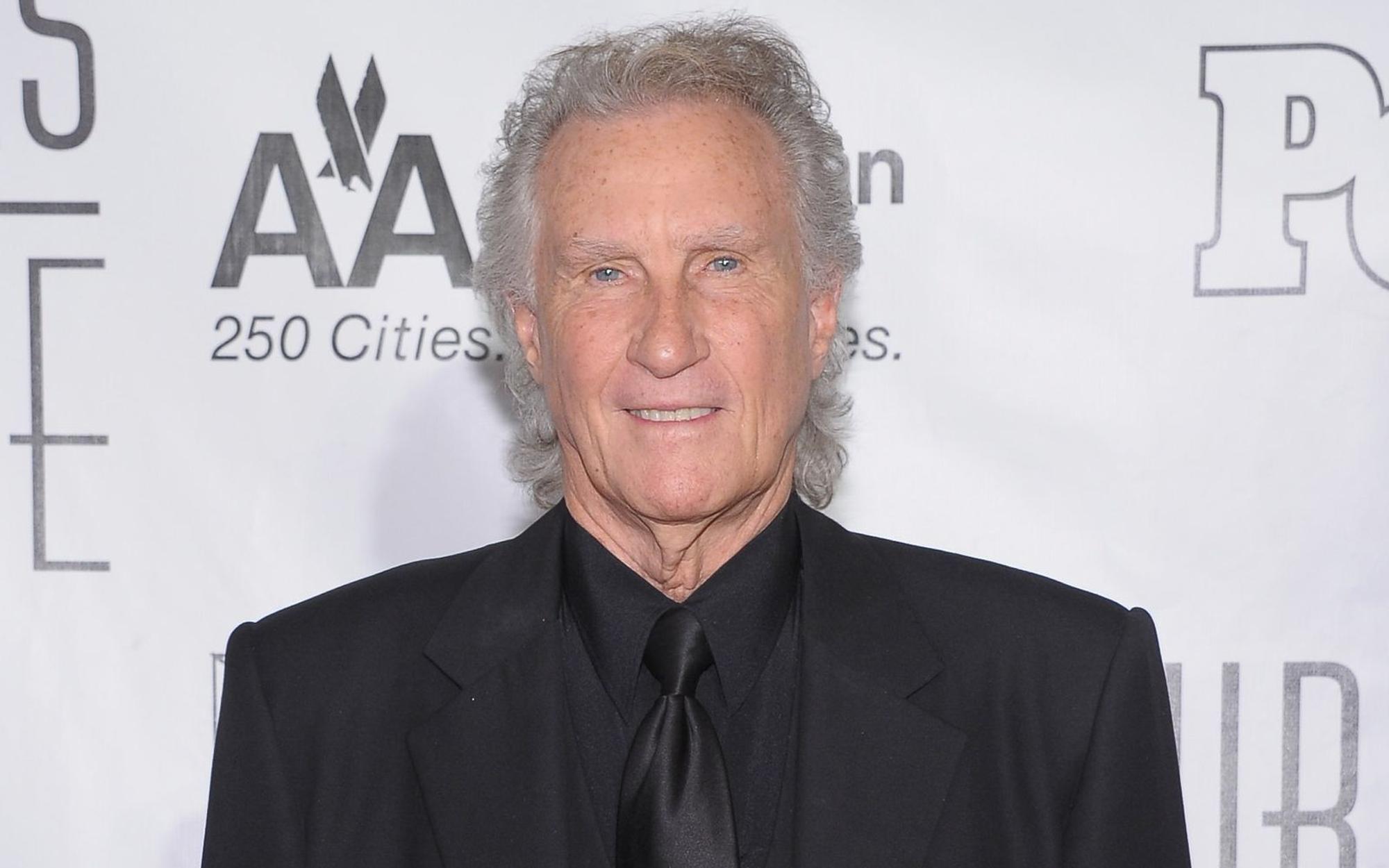 Bill Medley feierte bereits in den 60ern als eine Hälfte der Righteous Brothers (“Unchained Melody“) Riesenerfolge feierte. Der 85-Jährige steht bis heute auf der Bühne, Anfang 2025 erschien mit „Straight From the Heart“ ein neues Album des Sängers. (Bild: Michael Loccisano/Getty Images)