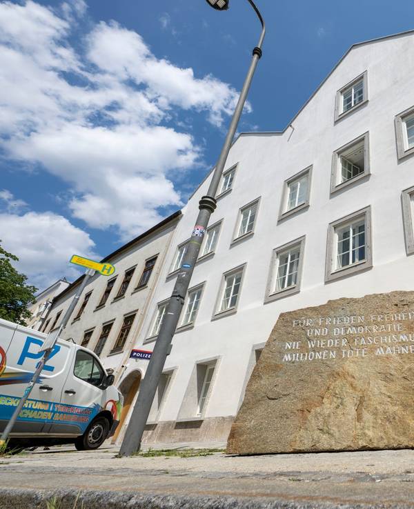 Polizeizentrum im Hitler-Geburtshaus