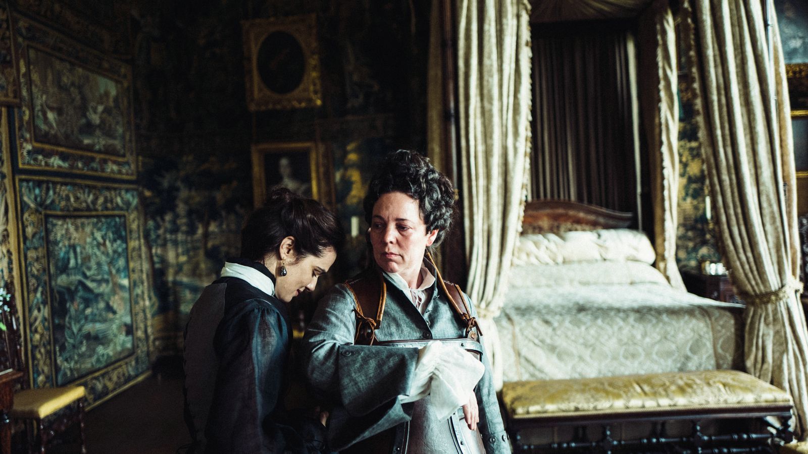 Für ihre Darstellung der britischen Königin Anne, die zum Opfer der Intrigen zweier Frauen wird, erhielt Olivia Colman einen Oscar. (Bild:  2018 Twentieth Century Fox)