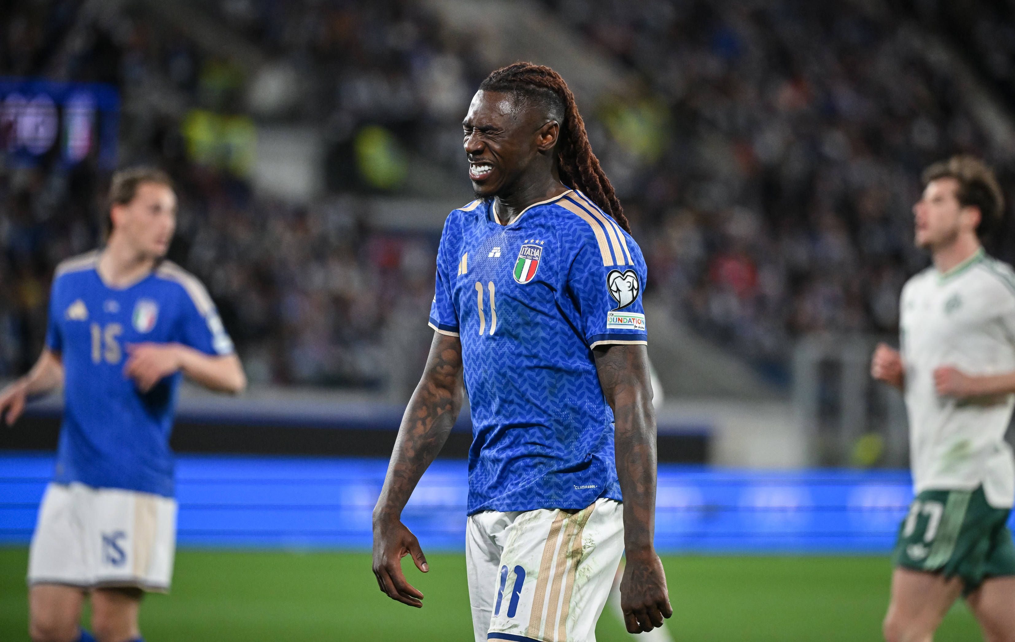 Moise Kean verzieht das Gesicht.