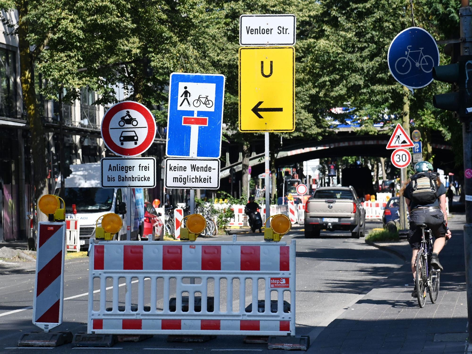 Im Bereich des Hans-Böckler-Platzes kommt es langfristig zu Verkehrsbehinderungen (Archivfoto).