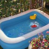 Tamara Friedrich hatte diesen Pool im Garten. Inzwischen hat sie ihn abgebaut, weil die GAG solche Planschbecken verbietet.