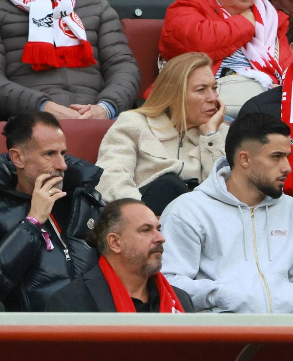 Jusuf Gazibegovic auf der Tribüne.