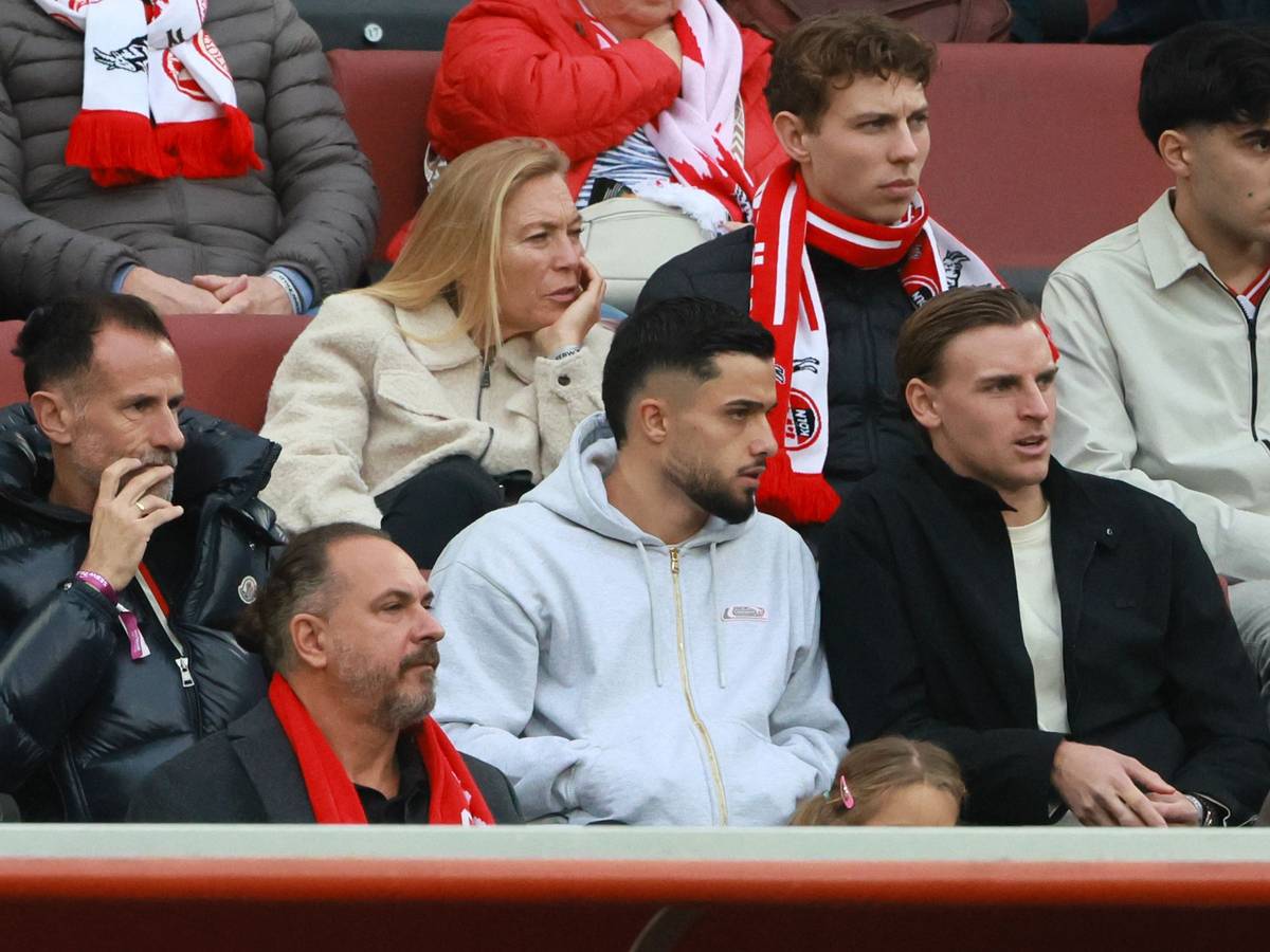 Jusuf Gazibegovic auf der Tribüne.