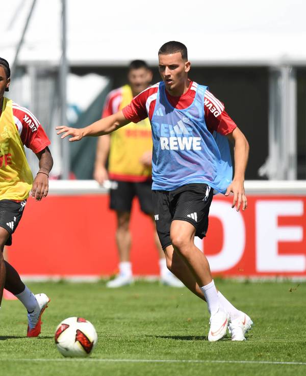 Reigan Heskey (l.) und Said El Mala im Training des 1. FC Köln.
