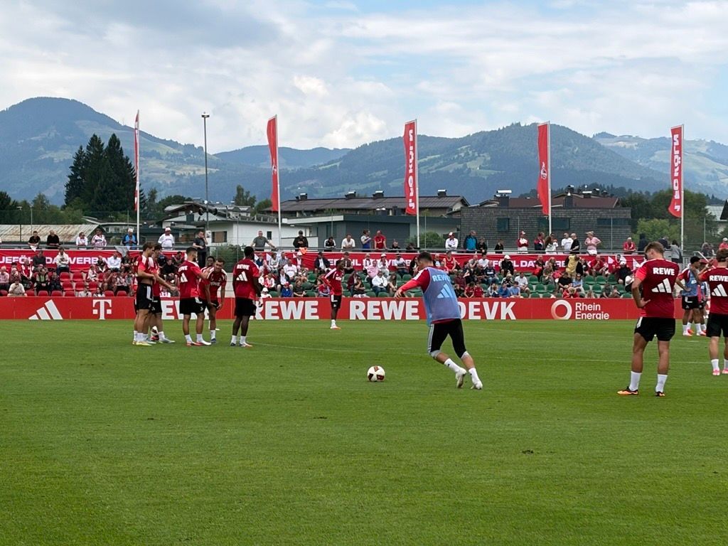 Die Profis des 1. FC Köln bereiten sich in Kitzbühel auf die kommende Bundesliga-Saison vor.