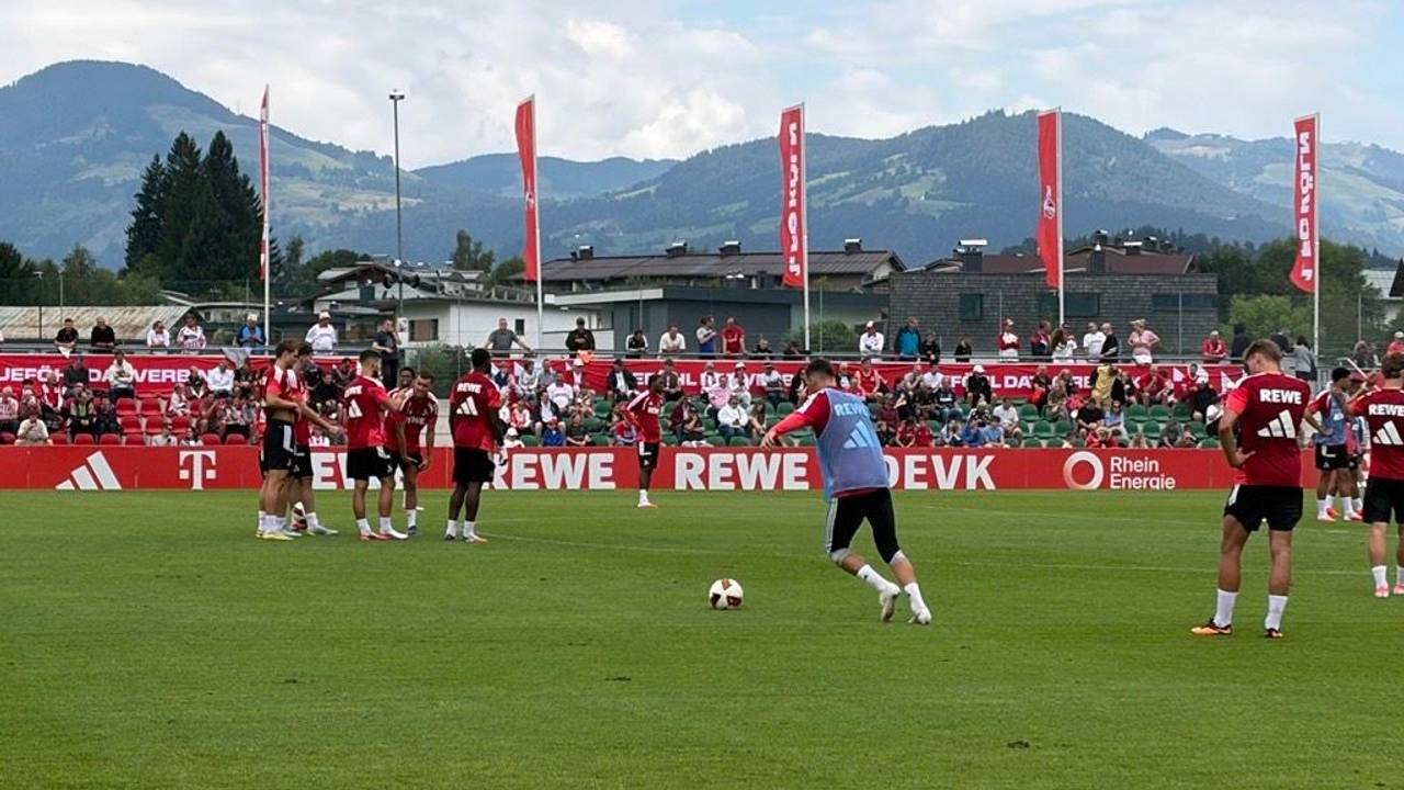 Die Profis des 1. FC Köln bereiten sich in Kitzbühel auf die kommende Bundesliga-Saison vor.