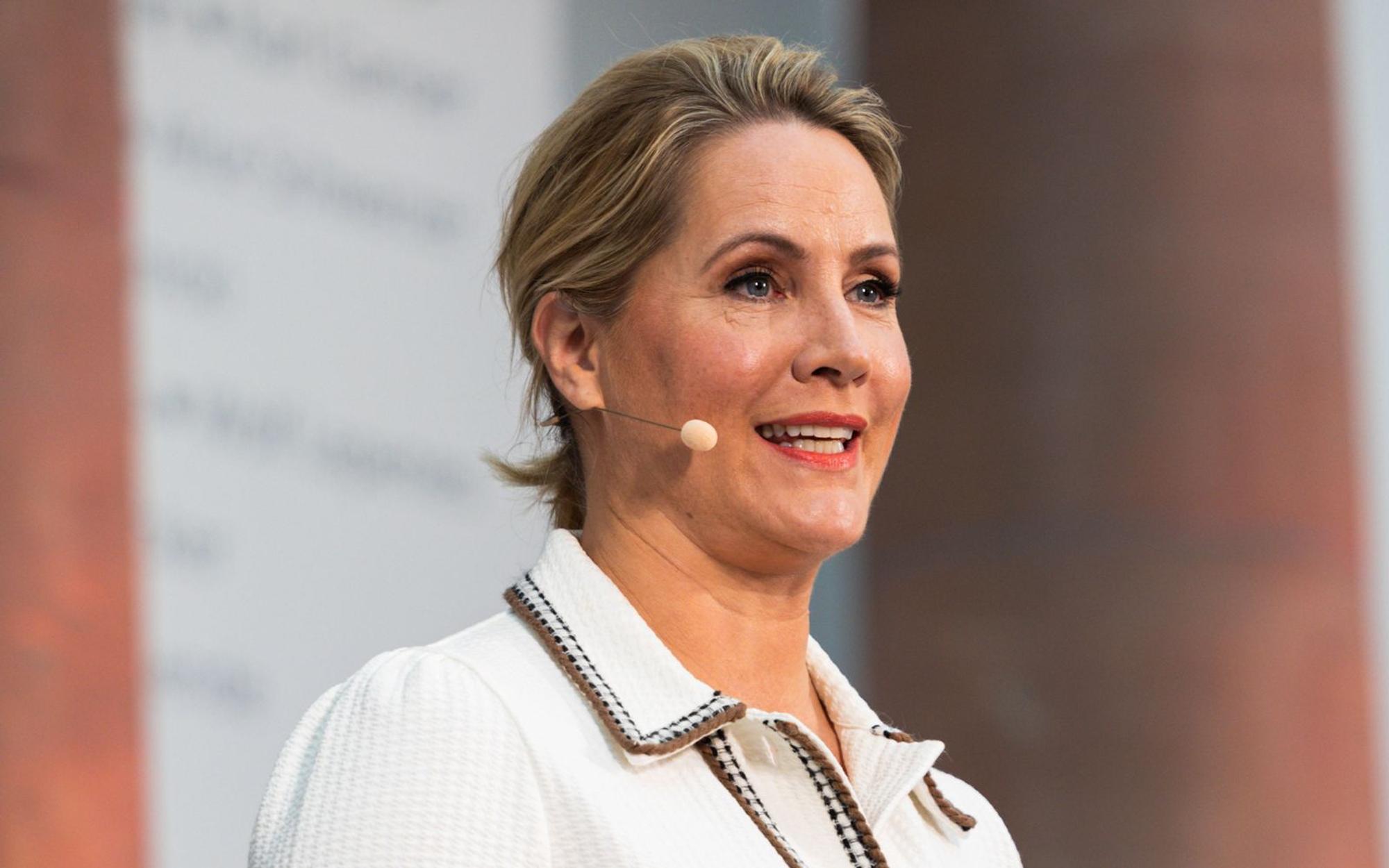 Judith Rakers gibt ihre Farm in Hamburg auf. (Bild: Getty Images / Mathis Wienand)