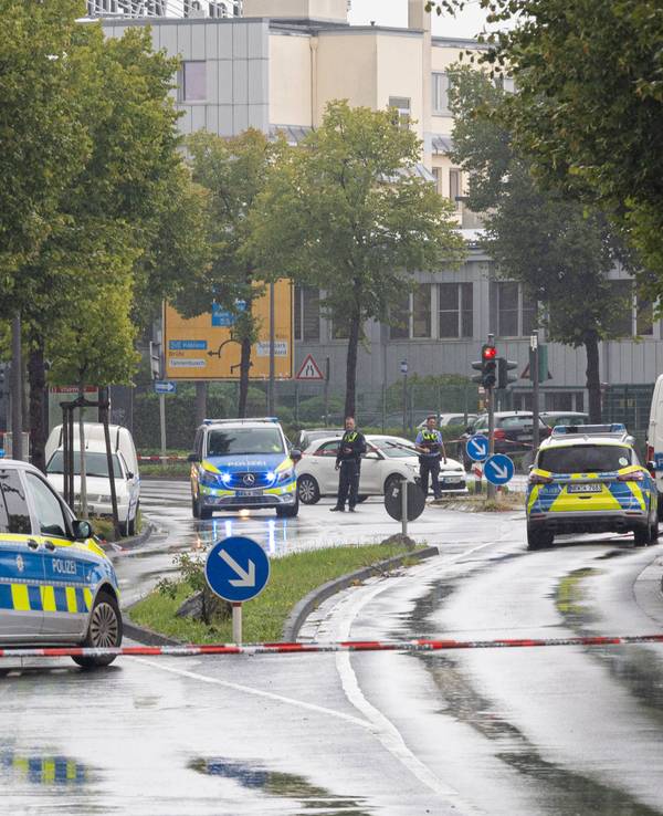 Polizeieinsatz in Bonn: Fünf Menschen wurden durch einen Messerangriff verletzt. (Symbolfoto)